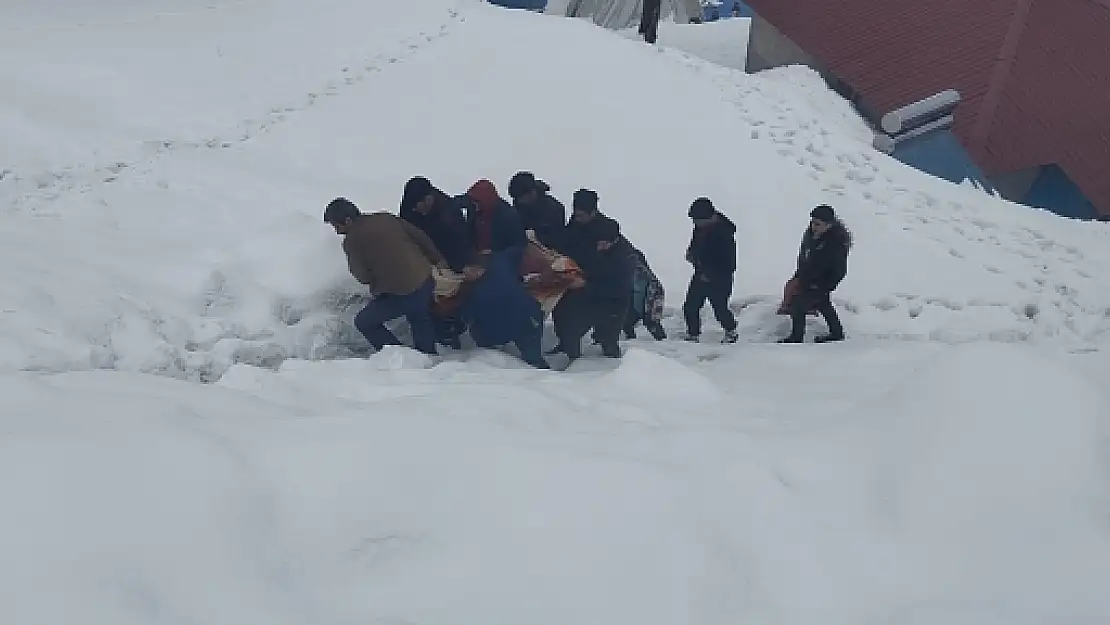 Siirt'te Kalp Hastası Kadın Sağlık Ekiplerine Ulaştırıldı