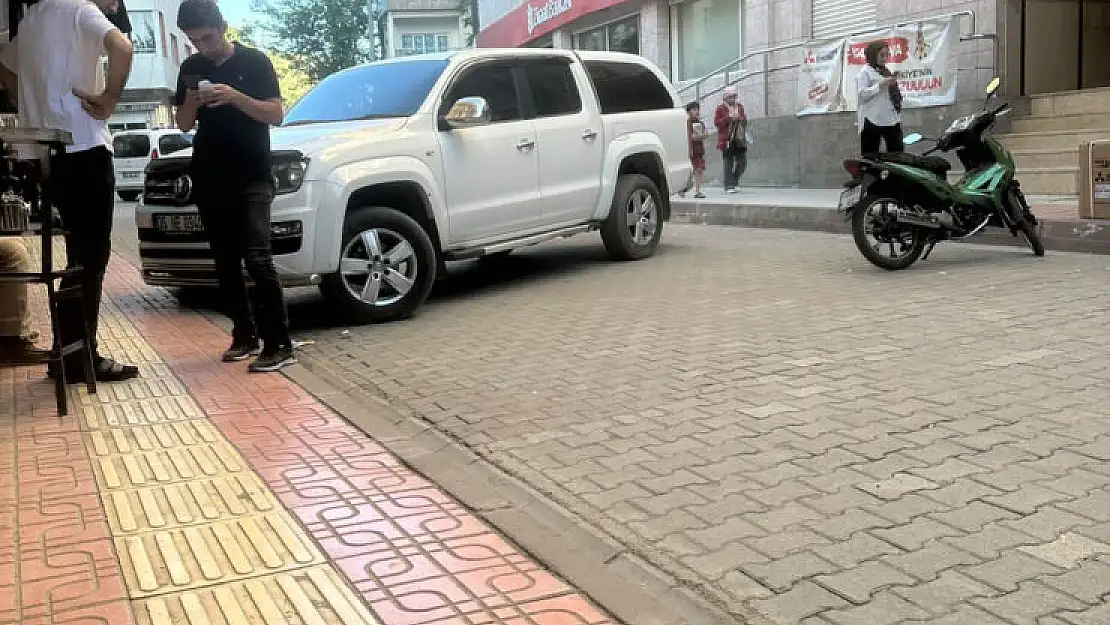 Siirt'te Trafik Cezası Yazılan Sürücü Olay Çıkardı