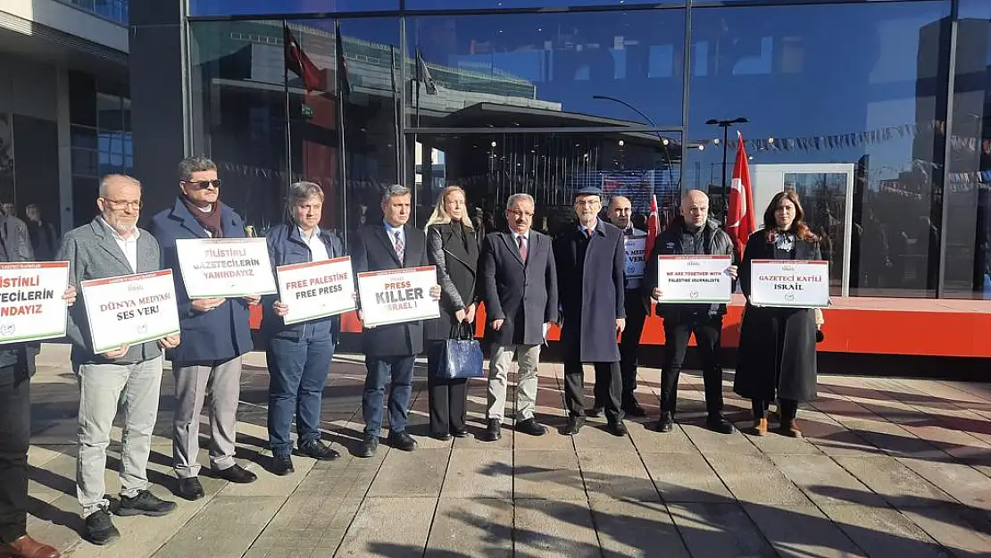 Sinan Burhan: 'Filistinli Gazetecilere Ses Olacağız!'