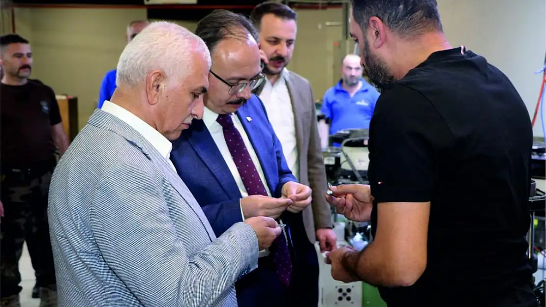 Vali Dr. Kemal Kızılkaya Organize Sanayi Bölgesini Ziyaret Etti