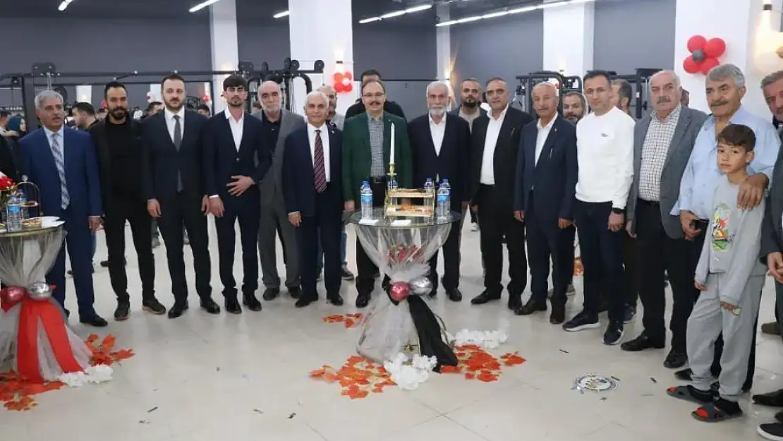 Vali Dr. Kızılkaya '3M2H Spor ve Yaşam Merkezi'nin  Açılış Törenine Katıldı