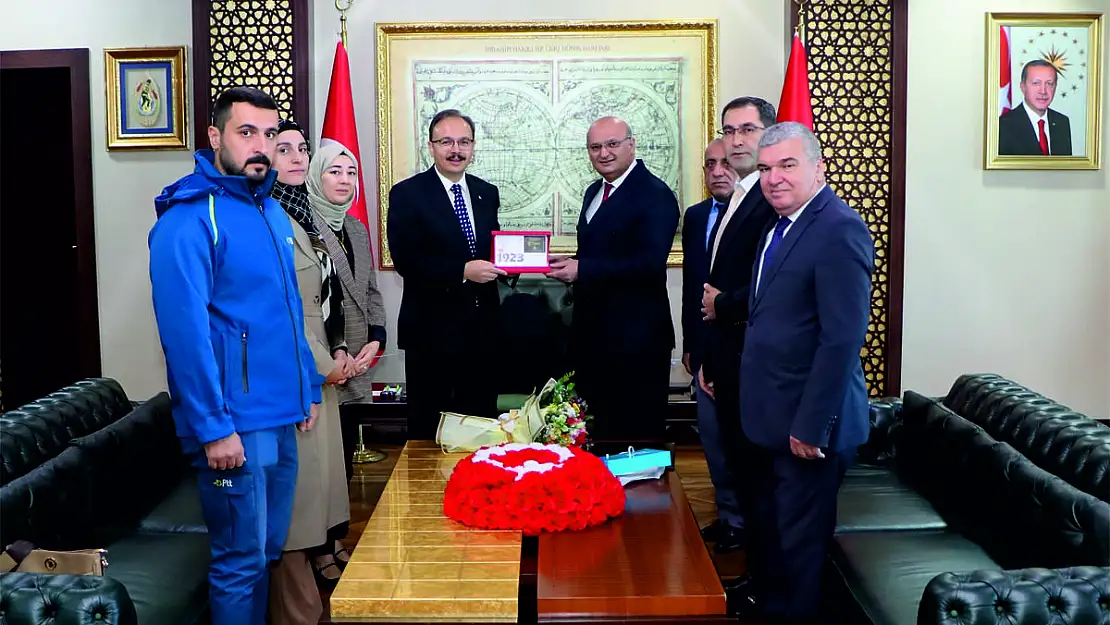 Vali Kızılkaya, PTT'nin 184. Kuruluş Yıldönümü Nedeniyle PTT Heyetini Kabul Etti