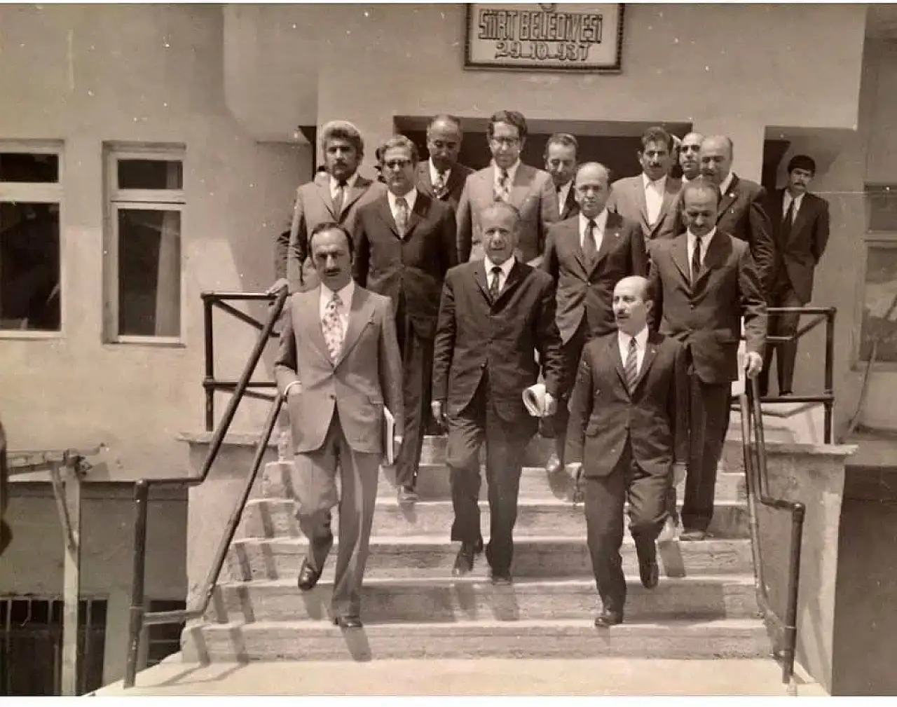 Siirt'in ilk belediye binasının nostalji fotoğrafları ortaya çıktı!
