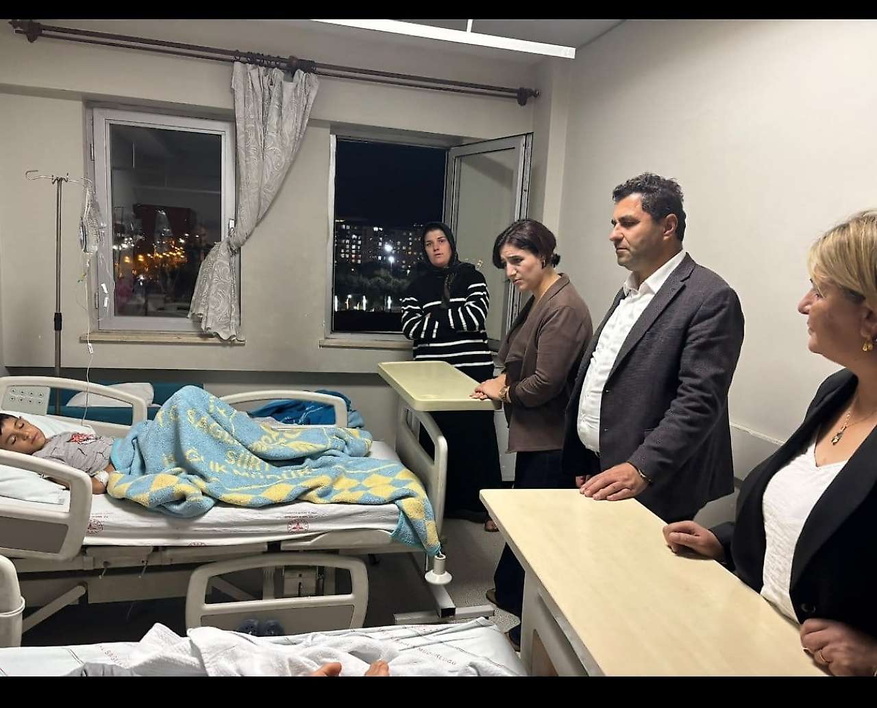 Siirt'te Gıda Zehirlenmesi Şüphesinden Sonra Milletvekili Sarıtaş'tan Denetim Tepkisi