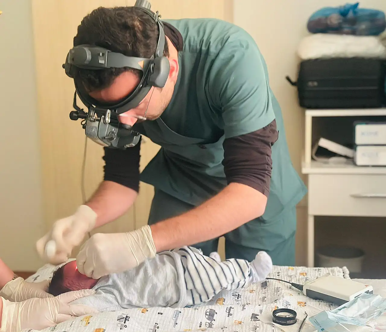 Siirt Eğitim ve Araştırma Hastanesi'nde ROP Muayeneleri Başladı