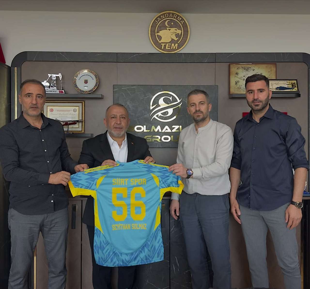 Siirtli İş insanı Seyithan Solmaz'dan Siirtspor'a Yeni Sezon Öncesi Büyük Destek: 2 Transfer İçin Söz Verdi