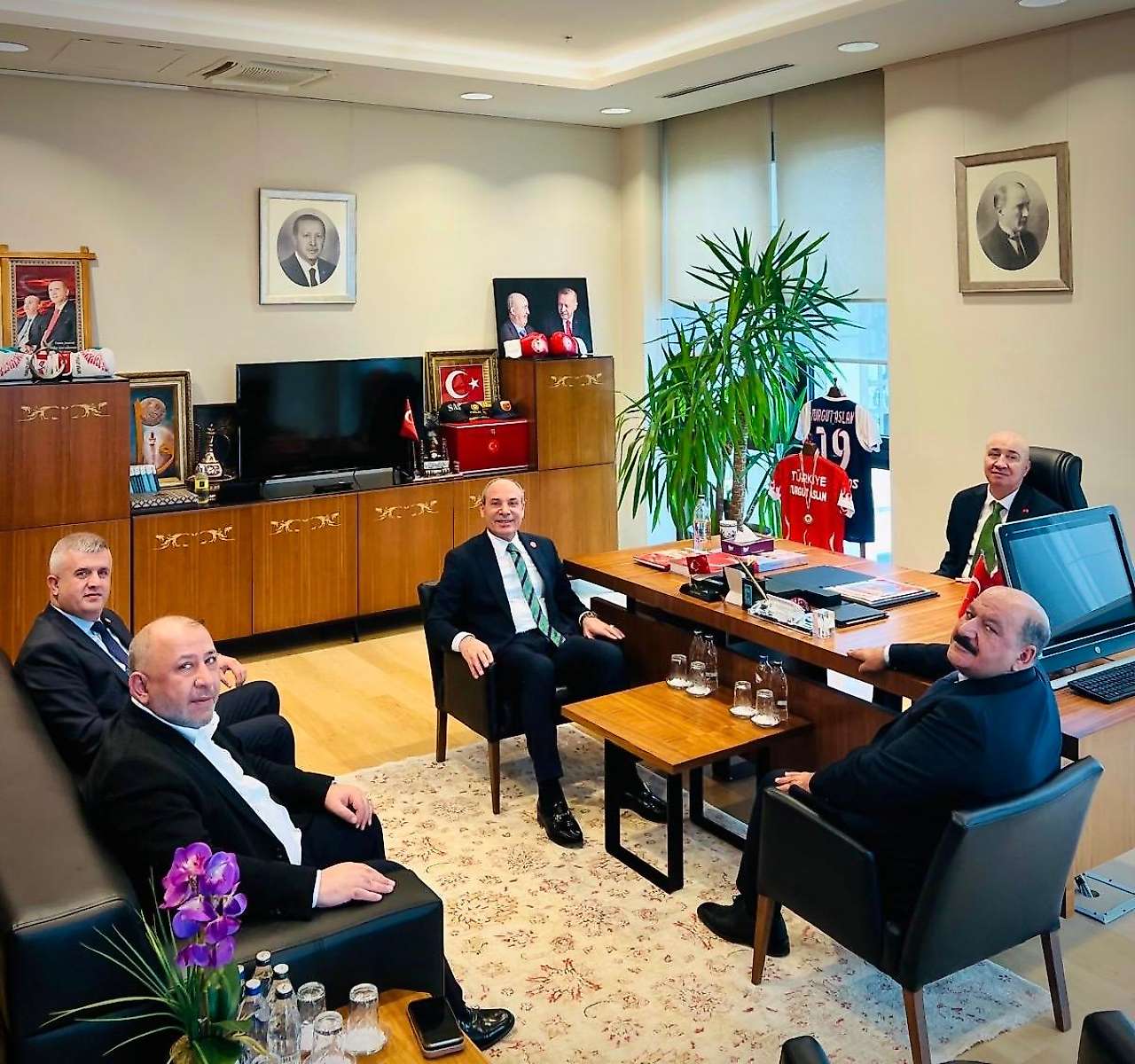 Siirt Heyeti Külliye'de: Seyithan Solmaz ve Ekrem Erdem'den Turgut Aslan'a Ziyaret
