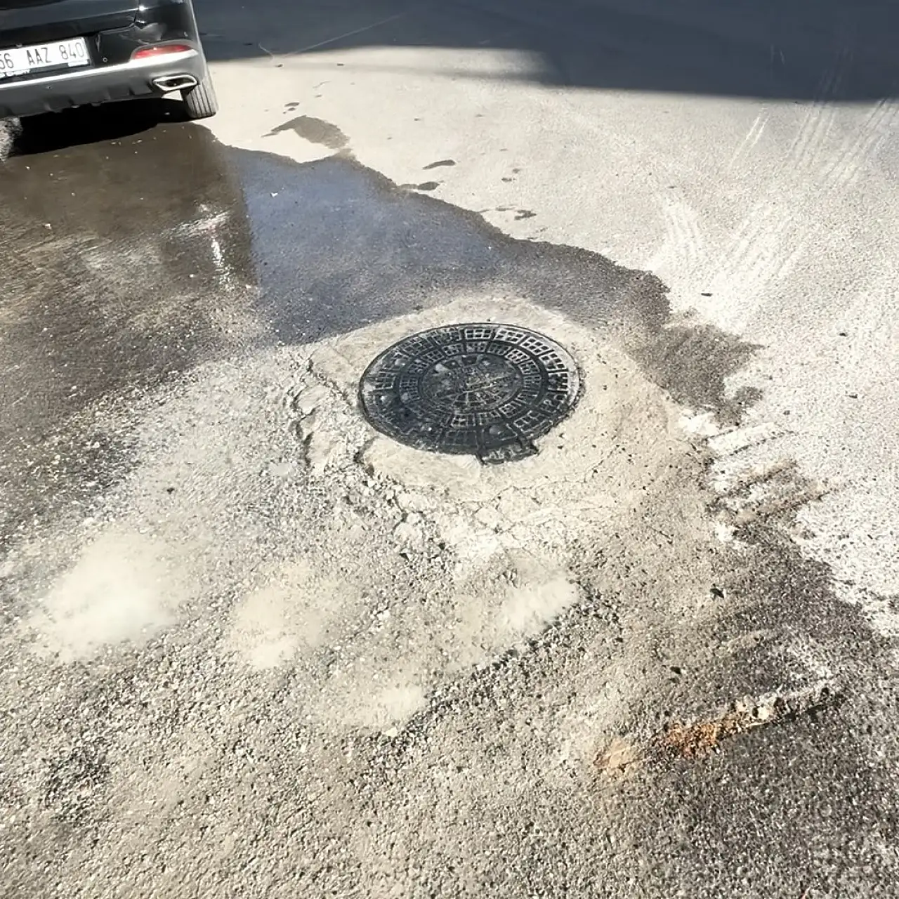 Siirt'te Mahalle Sakinleri Su Boşa Akıyor Diye Şikayetçi