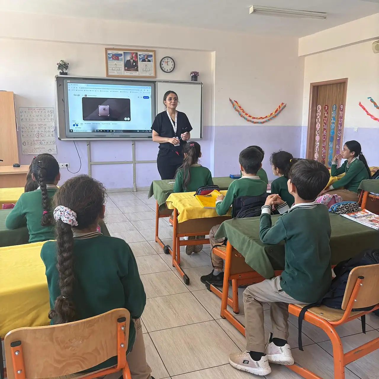 Siirt'te Okullarda Öğrencilere Kene Vakalarına Karşı Uyarıda Bulunuldu