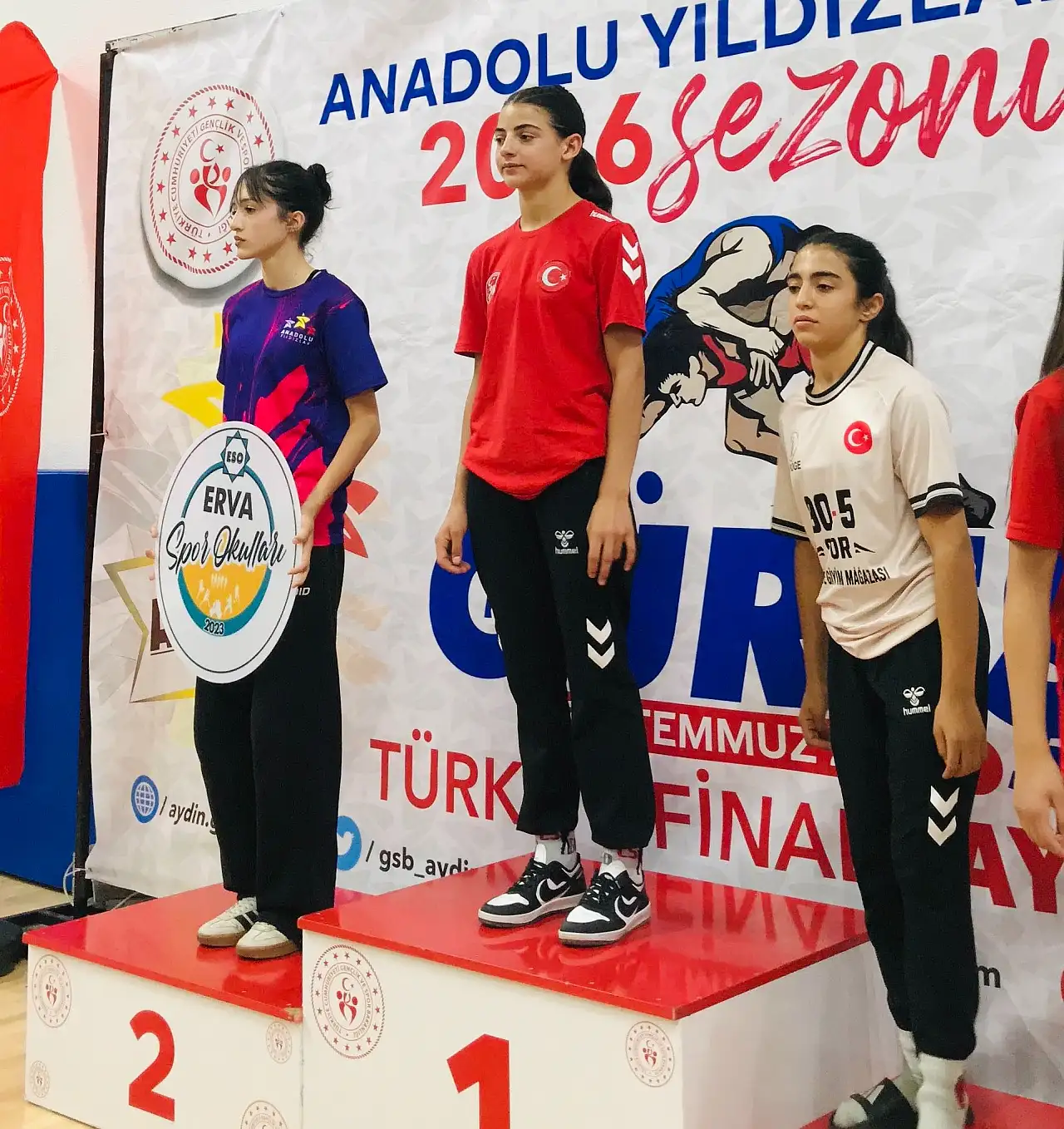 Siirtli Güreşçi Fatma Aşkara Türkiye Şampiyonu Oldu