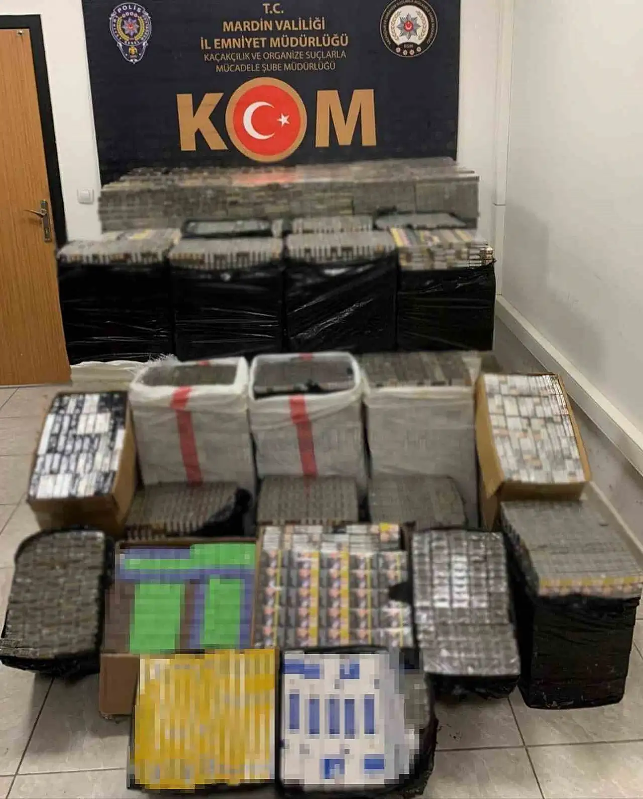 Mardin'de 40 bin paket kaçak sigara ele geçirildi