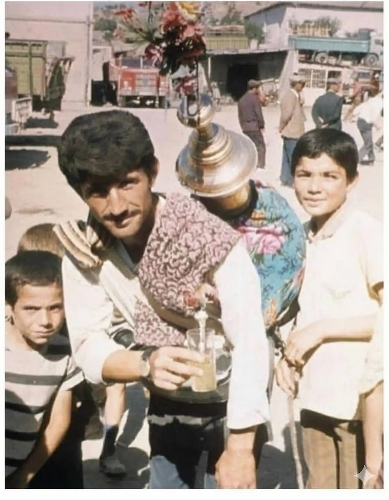 Siirt sokaklarının unutulmaz yüzü: Limonatacı İsmet