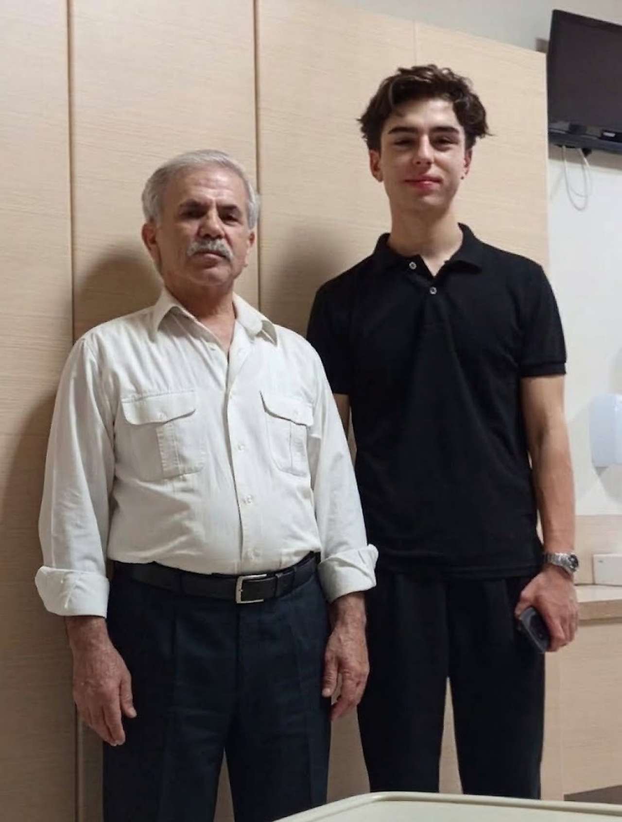 Siirtli Ressam Halis Güngör'ün Torunu Dördüncü Kattan Düşerek Ağır Yaralandı