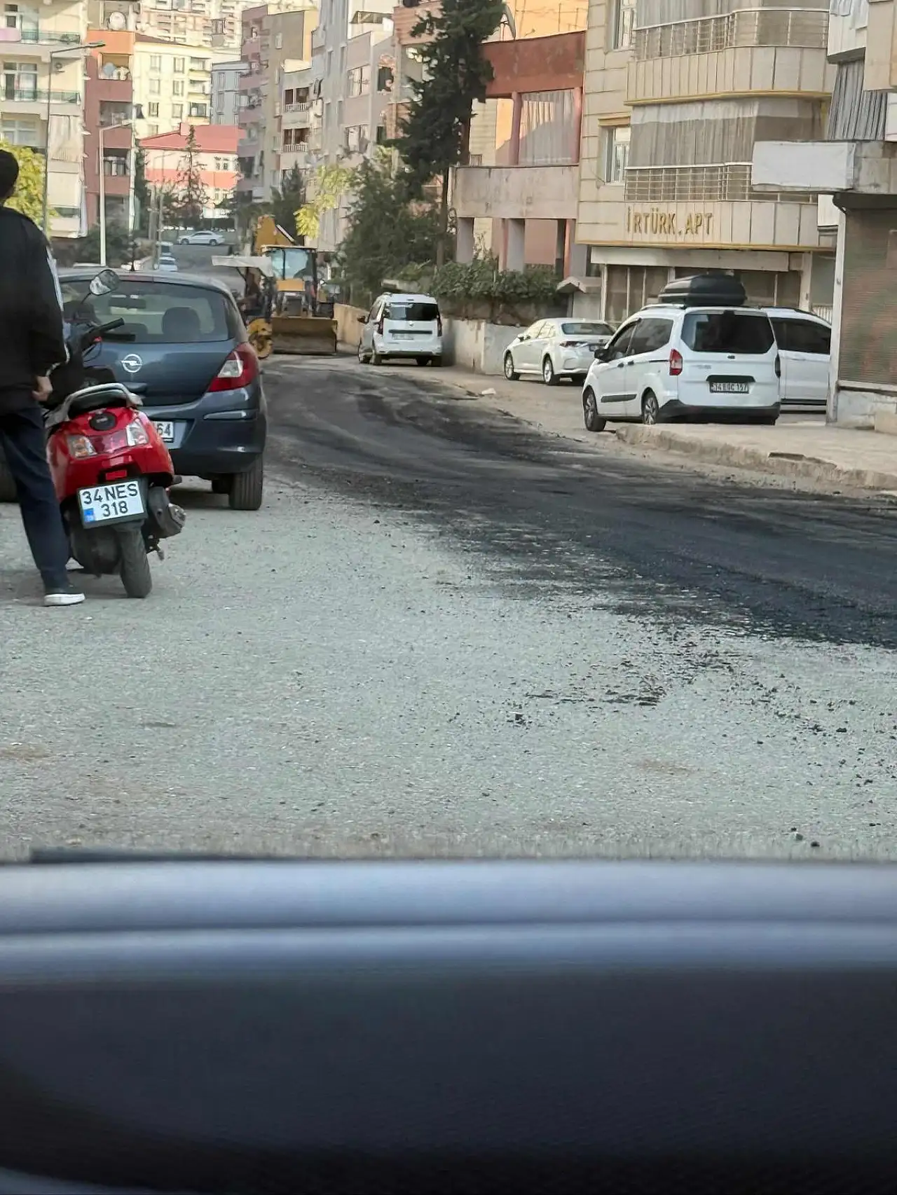 Artı Siirt Gündeme Getirdi, Siirt Belediyesi Harekete Geçti! Bozuk Yol Asfaltlandı