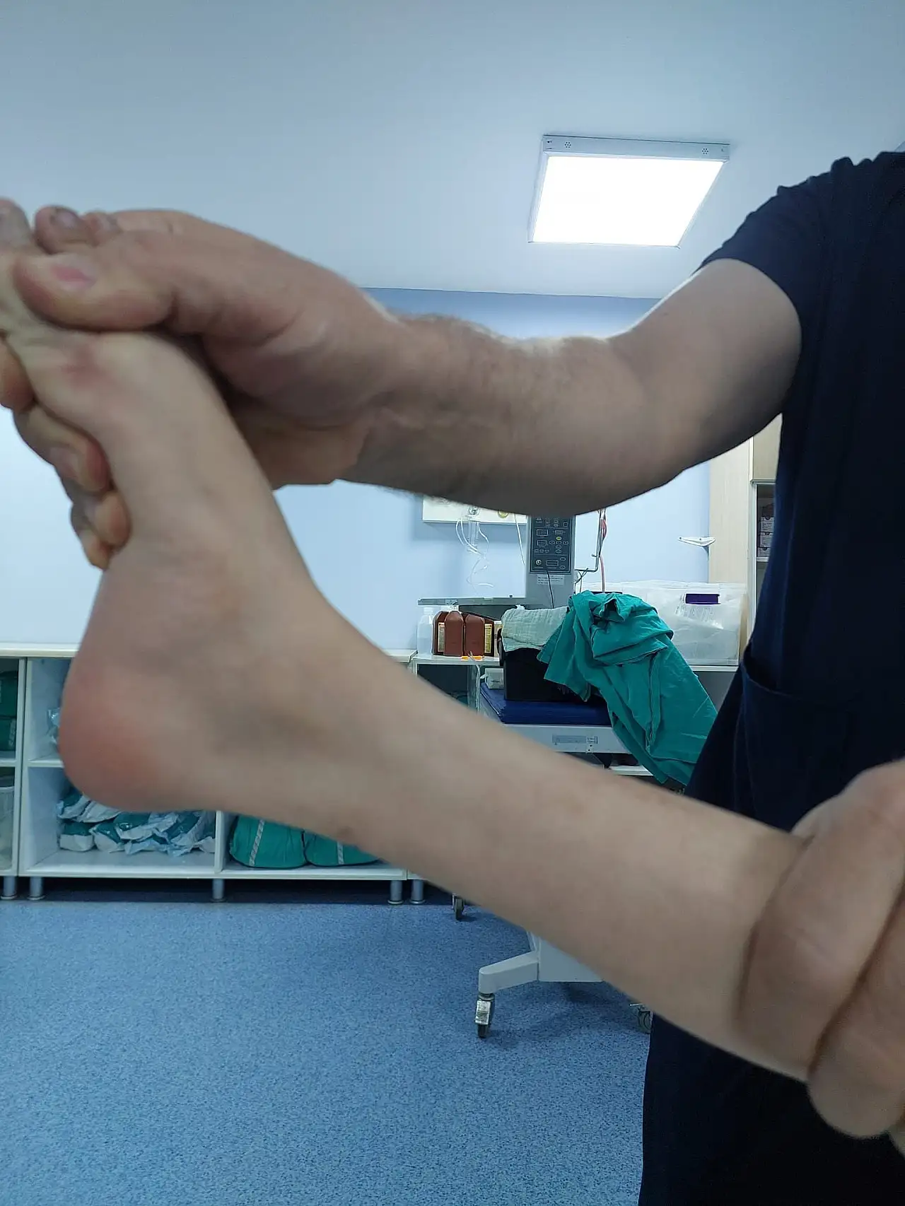 Özel Siirt Hayat Hastanesinde Bir İlk: Parmak Ucu Yürüme Ameliyatı Başarıyla Gerçekleştirildi