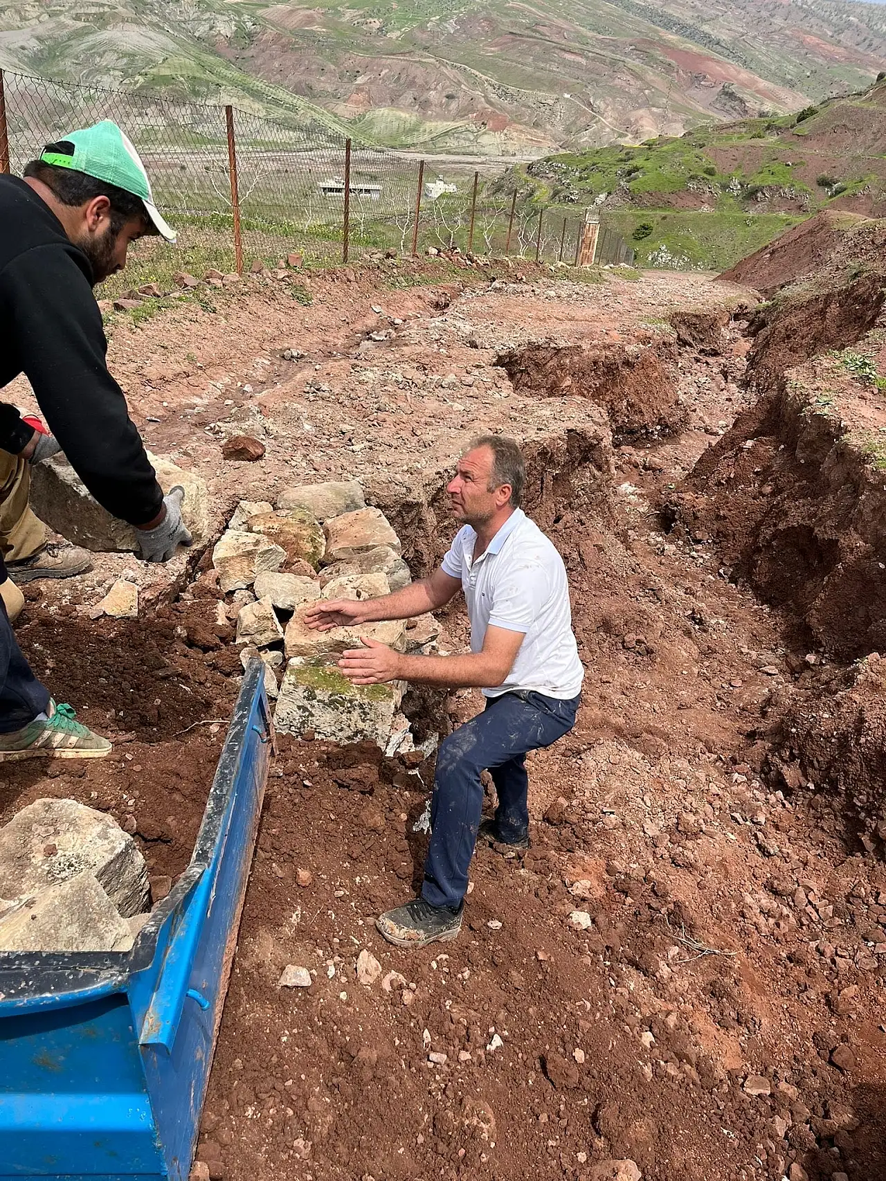 Siirtli Vatandaş Vali Kızılkaya'dan Yardım İstedi: Şirvan'da Sel Sonrası Yol Sorunu