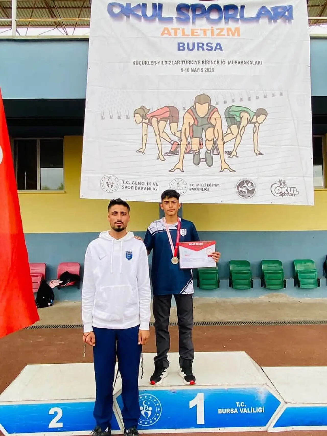 Siirtli Sporcu Emrullah Kaylı Atletizmde Türkiye Şampiyonu Oldu