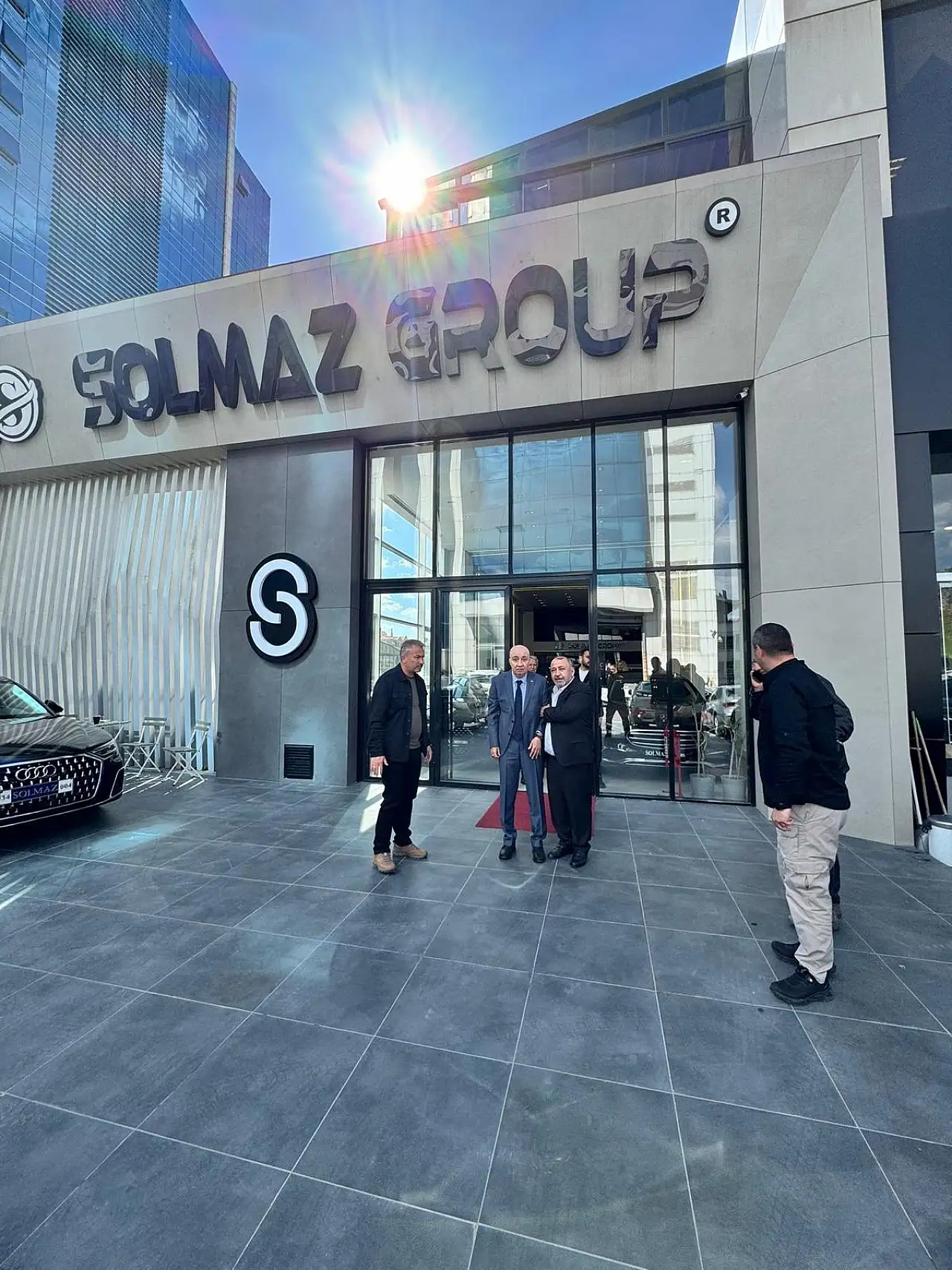 Cumhurbaşkanı Başdanışmanı Turgut Aslan'dan Siirtli Onursal Başkan Seyithan Solmaz'a Ziyaret