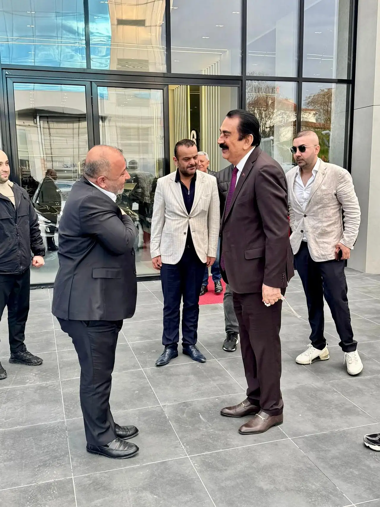 Ertuşi Aşireti Reisi İskender Ağa'dan Siirtli Onursal Başkan Seyithan Solmaz'a ziyaret