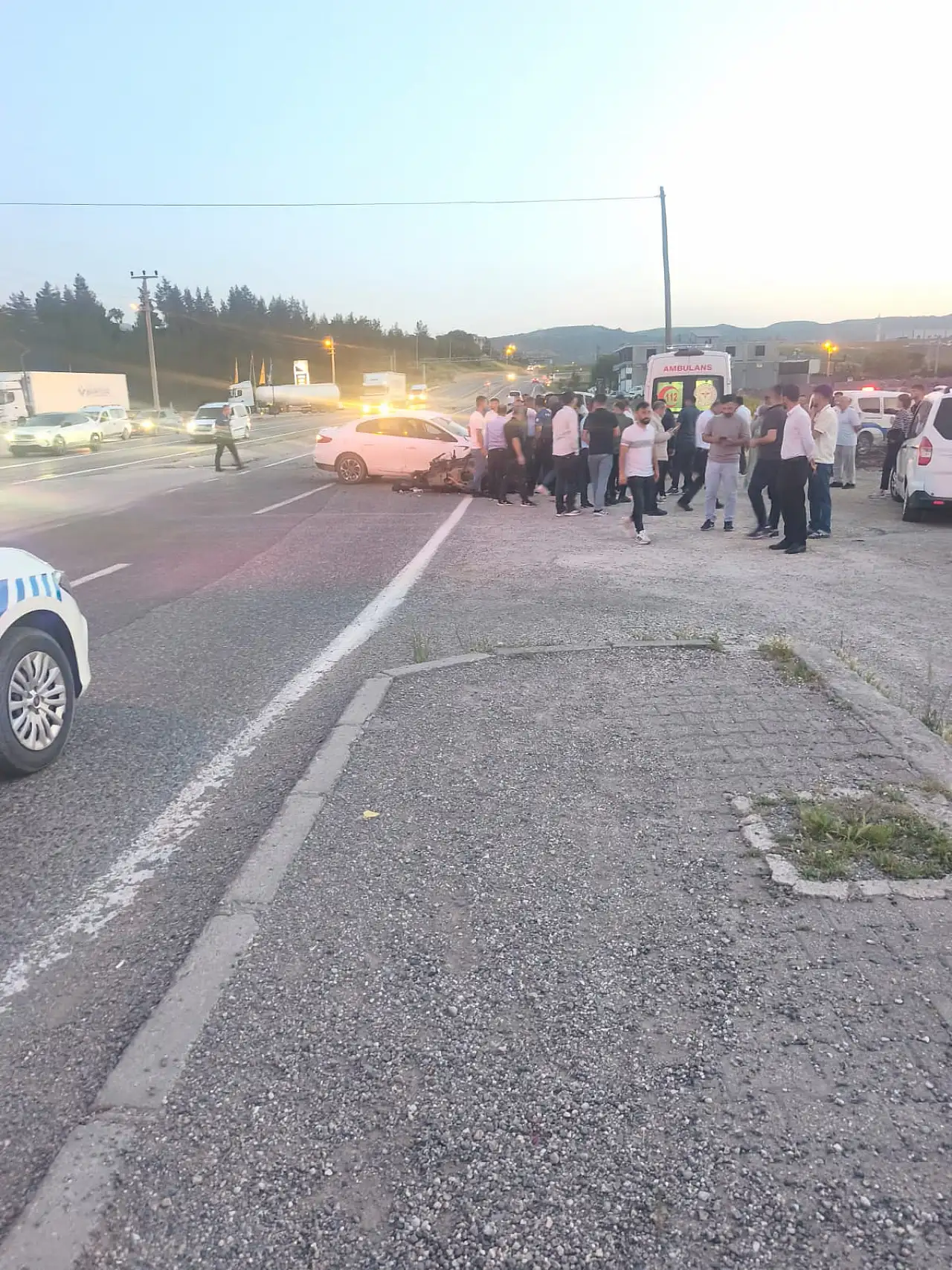 Siirt Baykan'da Otomobil ile Motosiklet Çarpıştı: 2 Yaralı