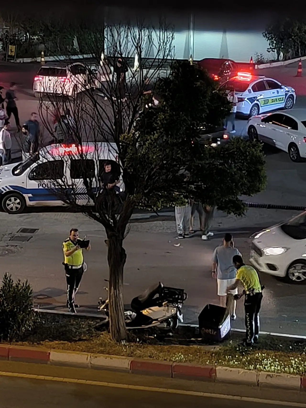 Siirt'te motosiklet kazası: Motokurye hastanelik oldu