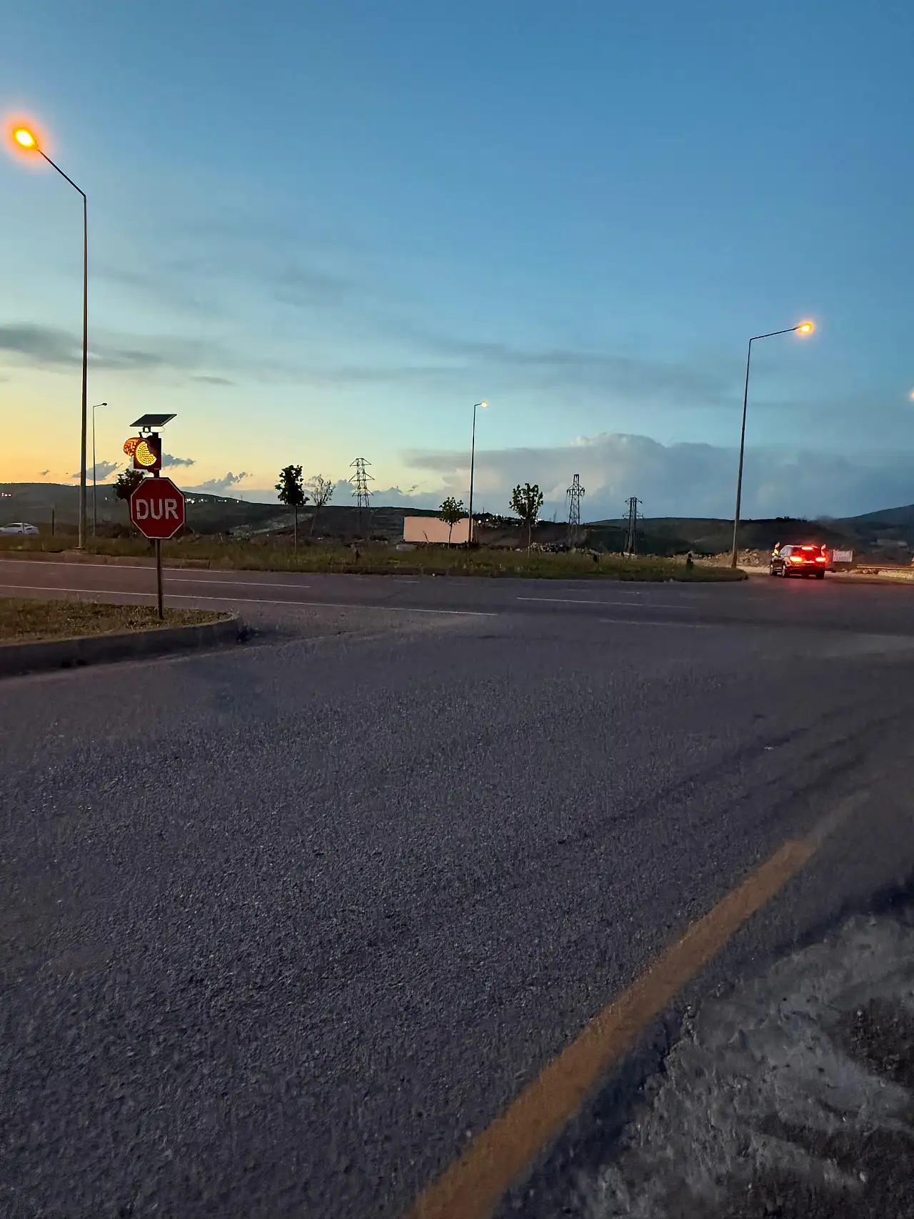 Siirt'te Sürekli Kaza Olan Yere Işık Talebine Karayollarından Ret: 'Teknik Olarak İmkansız'