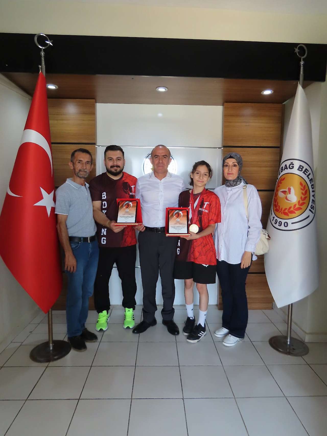 Gökçebağ Belediye Başkanı Çiçek'ten Şampiyon Hiranur Yıldız'a Tebrik