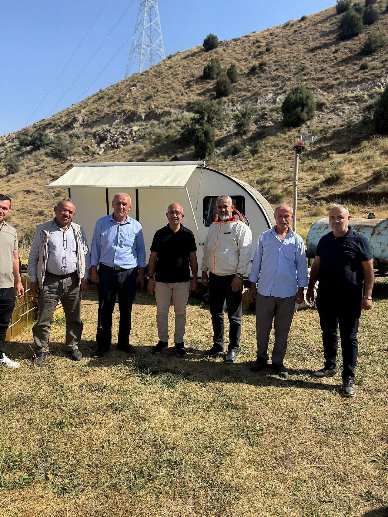 Siirt Balı İçin Van ve Bitlis Yaylalarında Zorlu Mesai: Gezgin Arıcılara Yerinde Ziyaret