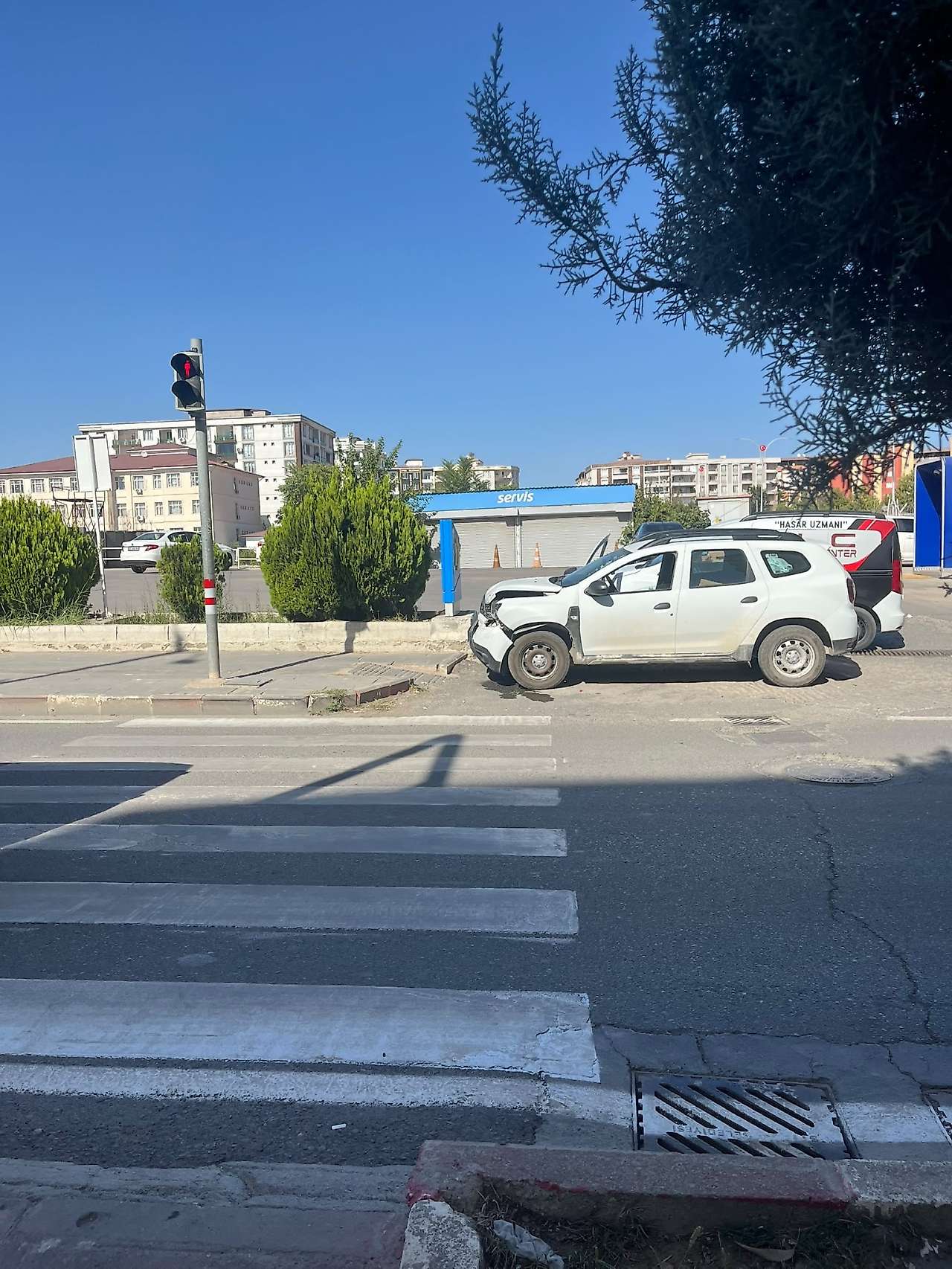 Siirt-Kurtalan Karayolunda Maddi Hasarlı Kaza