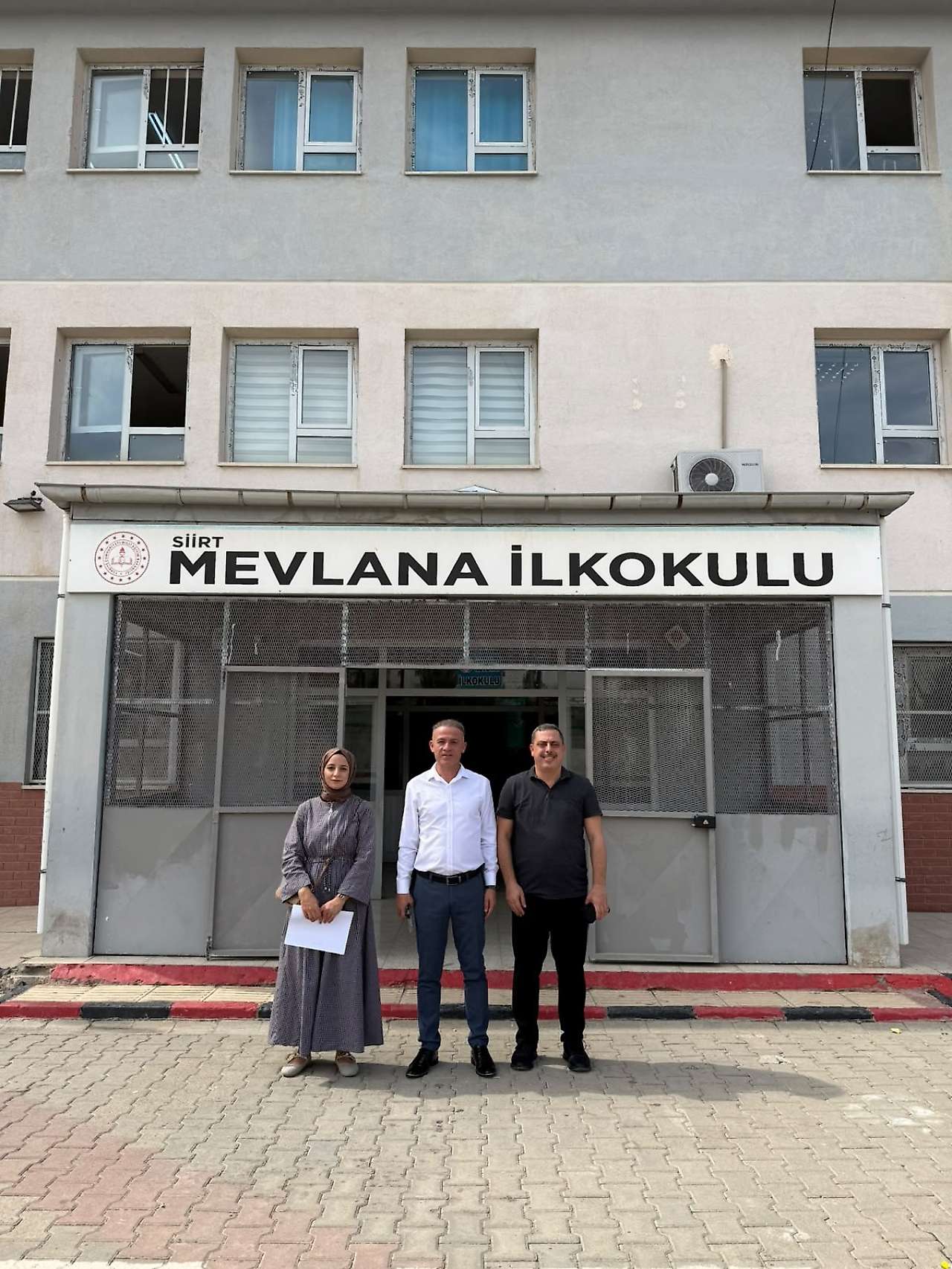 Siirt Mevlana İlkokulu'nda Öğrencilere Diş Eğitimi Verildi