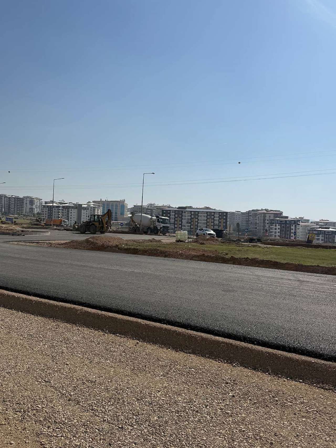 Siirt Hastane Kavşağı Neden Bitmiyor? Vatandaş Mağdur, Yol Ne Zaman Açılacak?