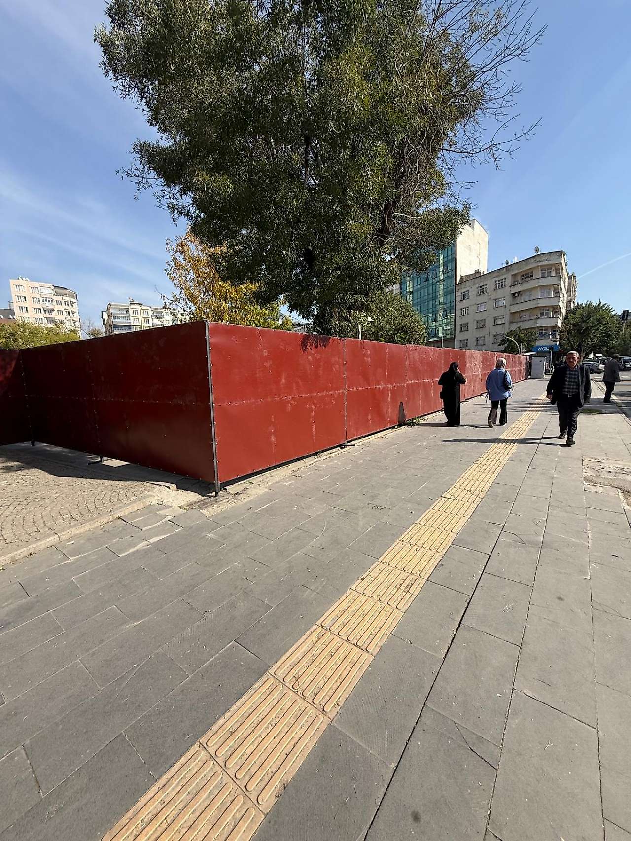 Siirt Kent Meydanı'nda Çalışmalar Hız Kazandı: 6 Ayda Tamamlanması Bekleniyor