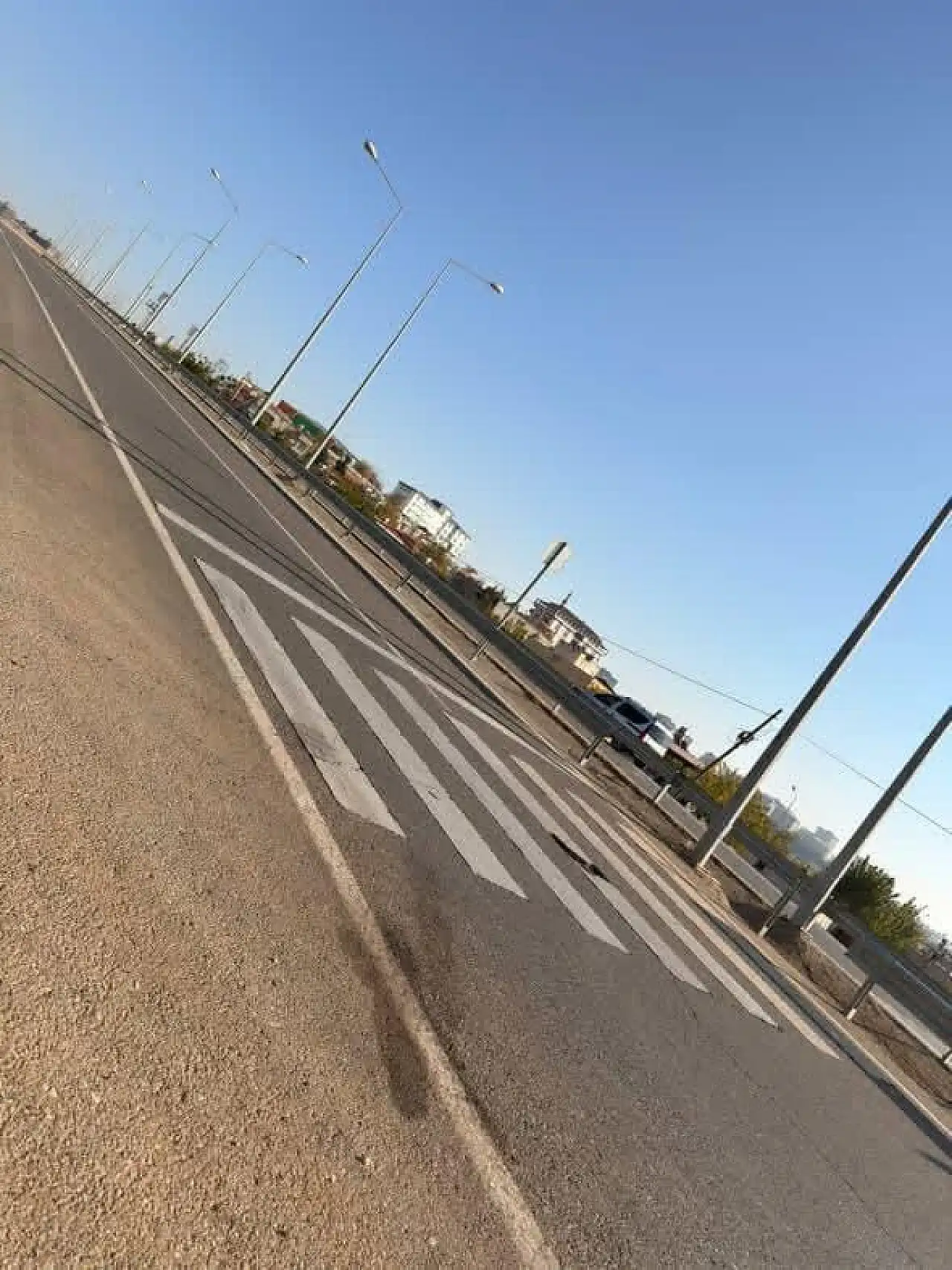 Siirt çevre yolunda tehlike saçan çukur sürücüleri isyan ettirdi