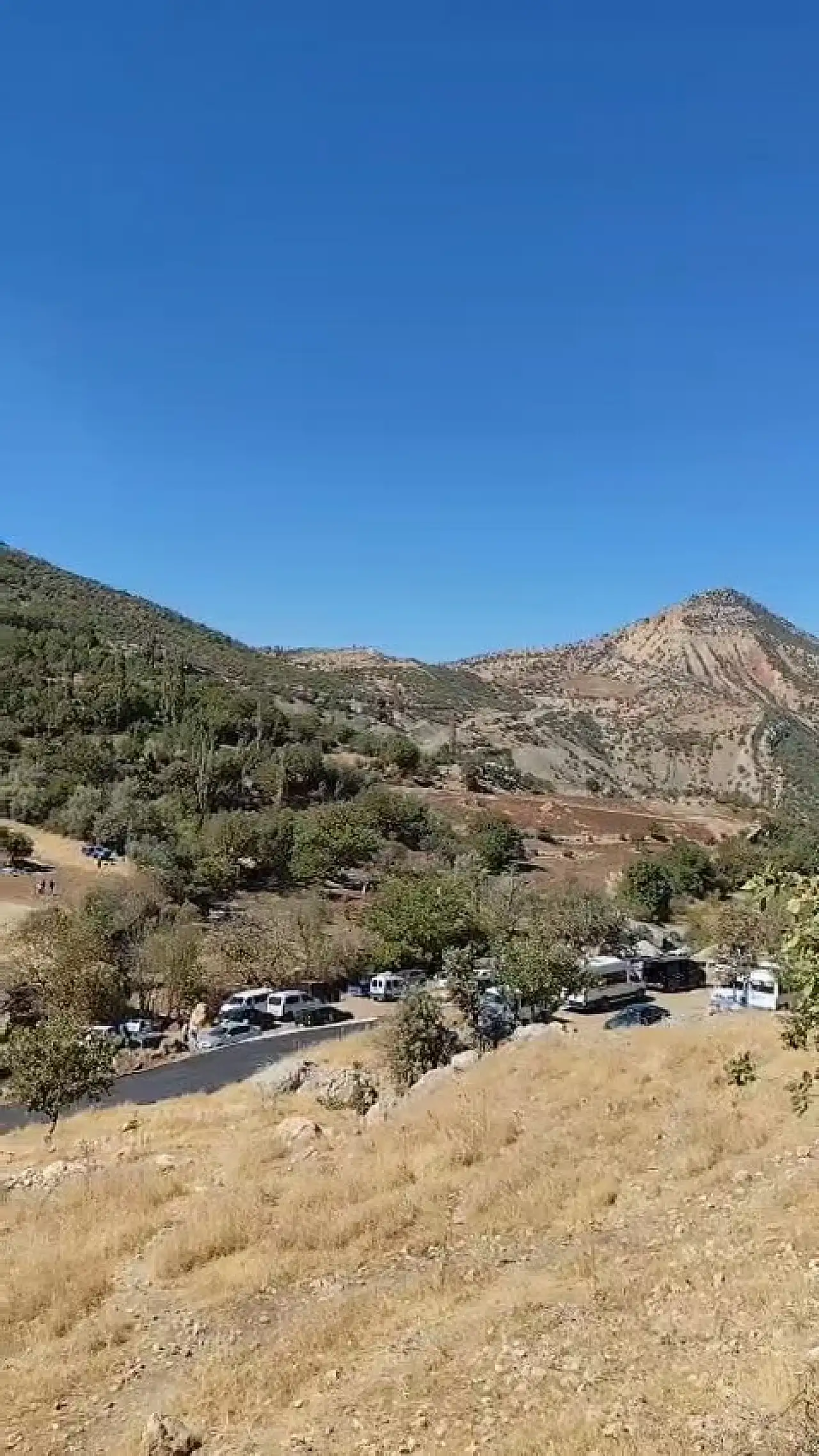 Siirt'te Bapirê Sofi Türbesi'ne Ziyaretçi Akını