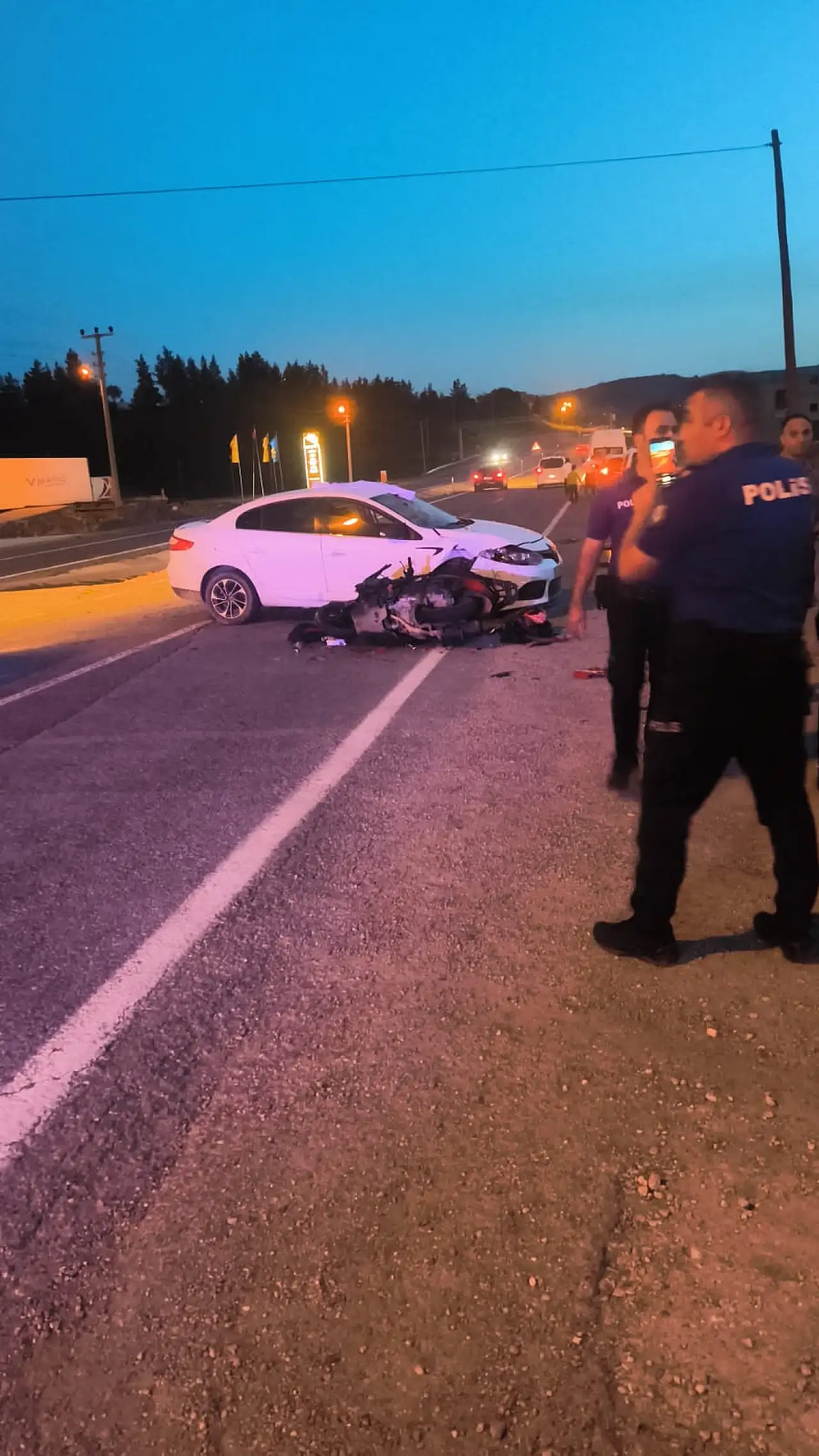 Siirt Baykan'da Otomobil ile Motosiklet Çarpıştı: 2 Yaralı
