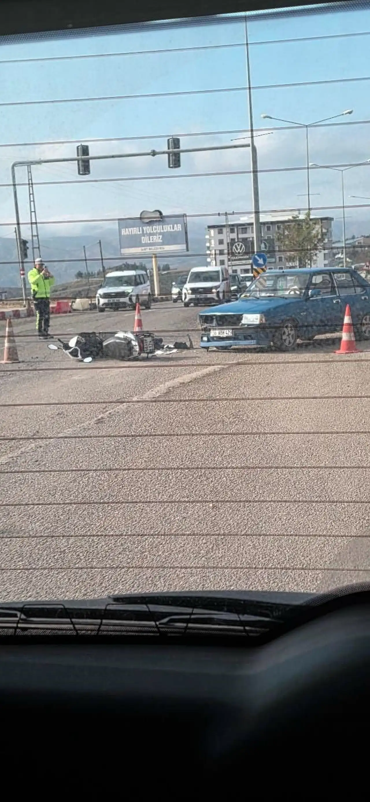 Siirt'te Otomobil ile Motosiklet Çarpıştı: 1 Yaralı