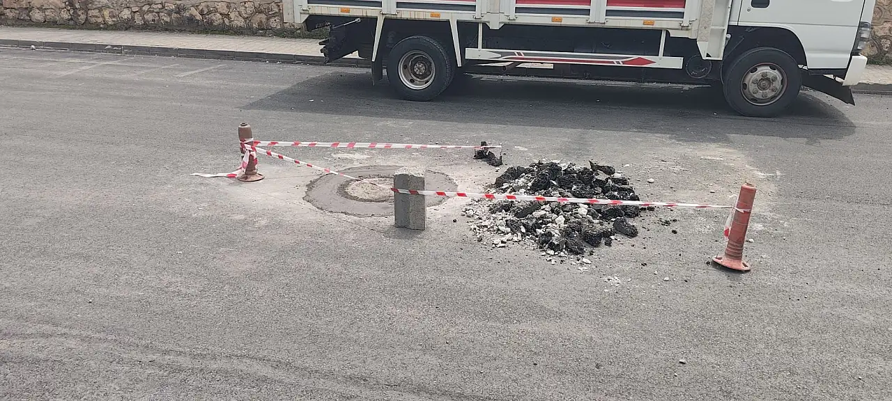 Siirt'te Yol Konforunu Artıran 'Hassas Ayar': Rögar Kapakları Artık Sorun Olmayacak