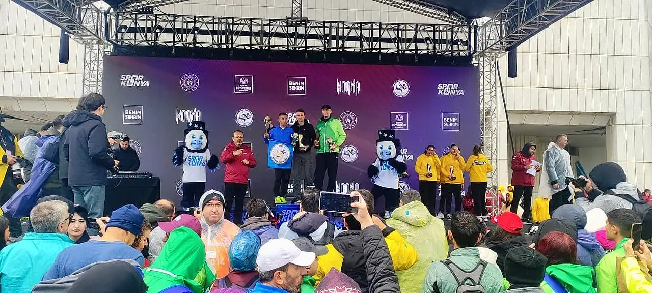 Siirtli Sporcu Konya Yarı Maratonu'nda İkinci Oldu