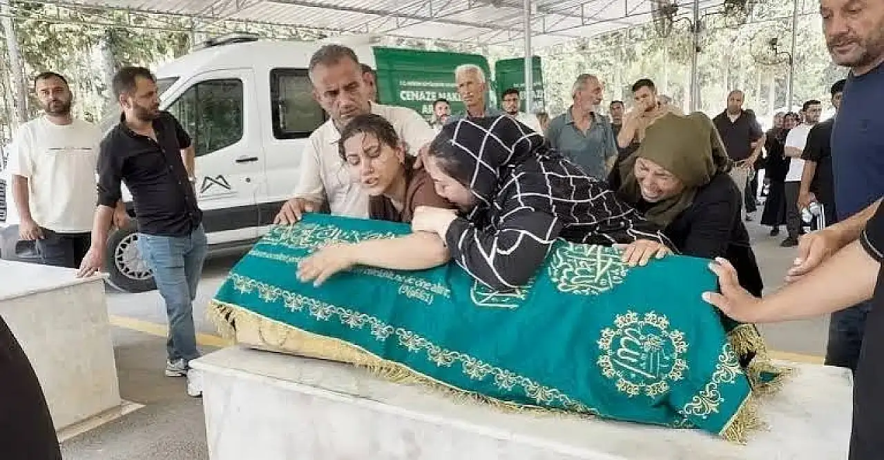 Mersin'de Siirtli Ailenin Acı Dramı: Önce 1,5 Yaşındaki Yamaç Öldü, Şimdi Anneannesi Yaralandı