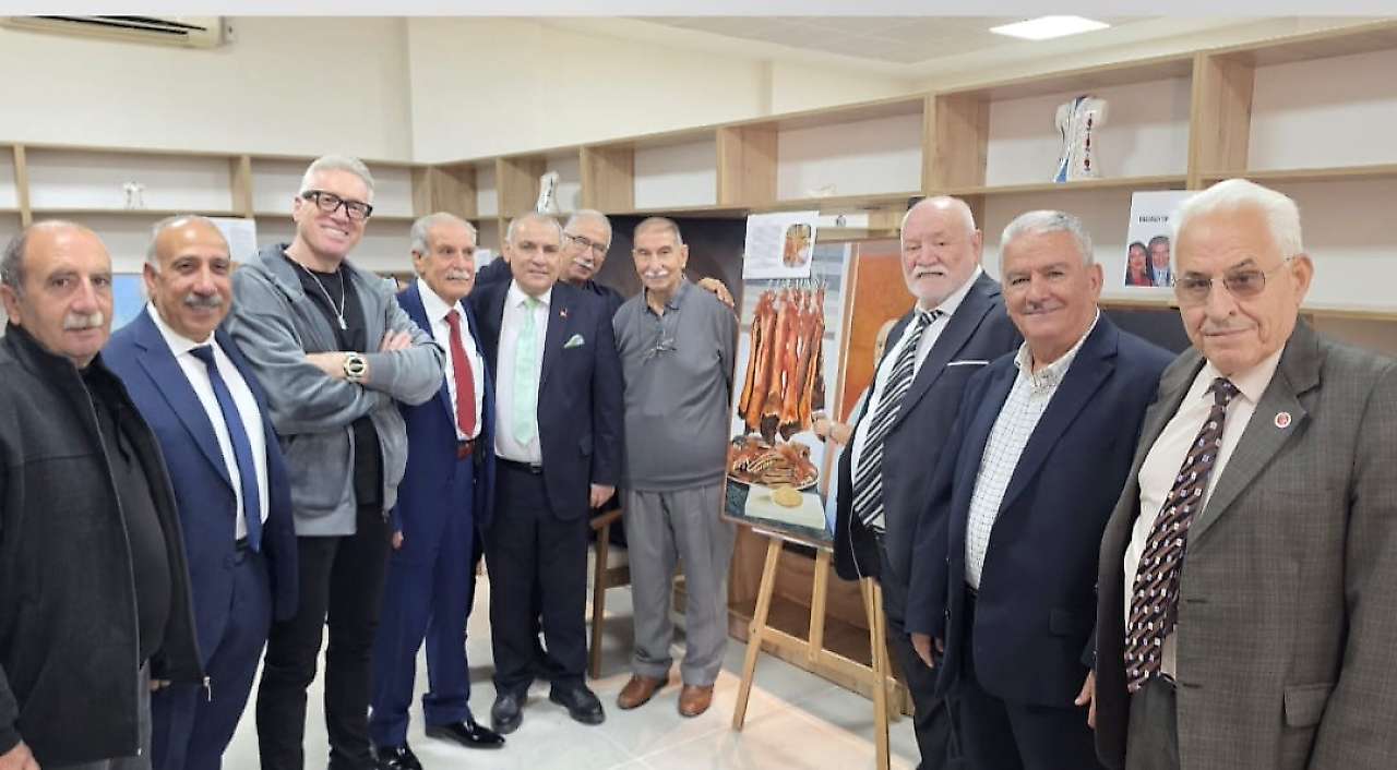Siirt'in Tarihi ve Önemli Şahsiyetleri Tuvallere Taşındı