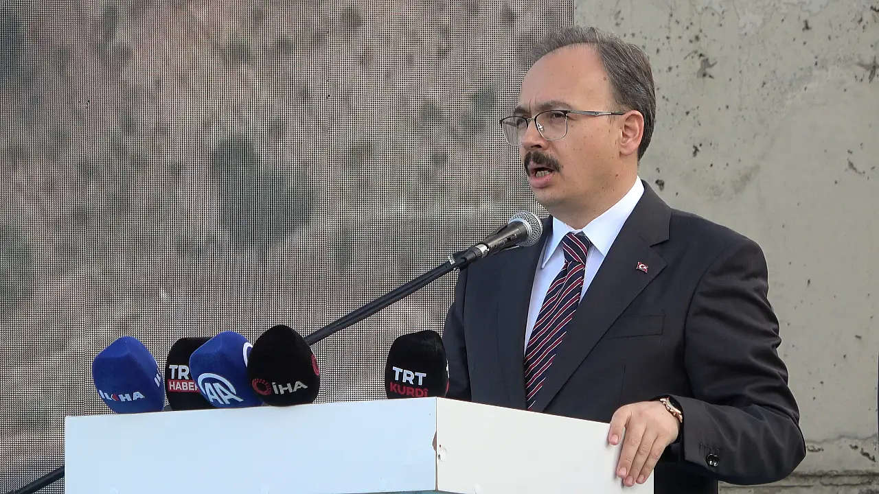 Siirt'te Cumhuriyetin 102. Yılında 102 Kilometrelik Asfalt Yol ve Yeni Tesislerin Açılışı Yapıldı