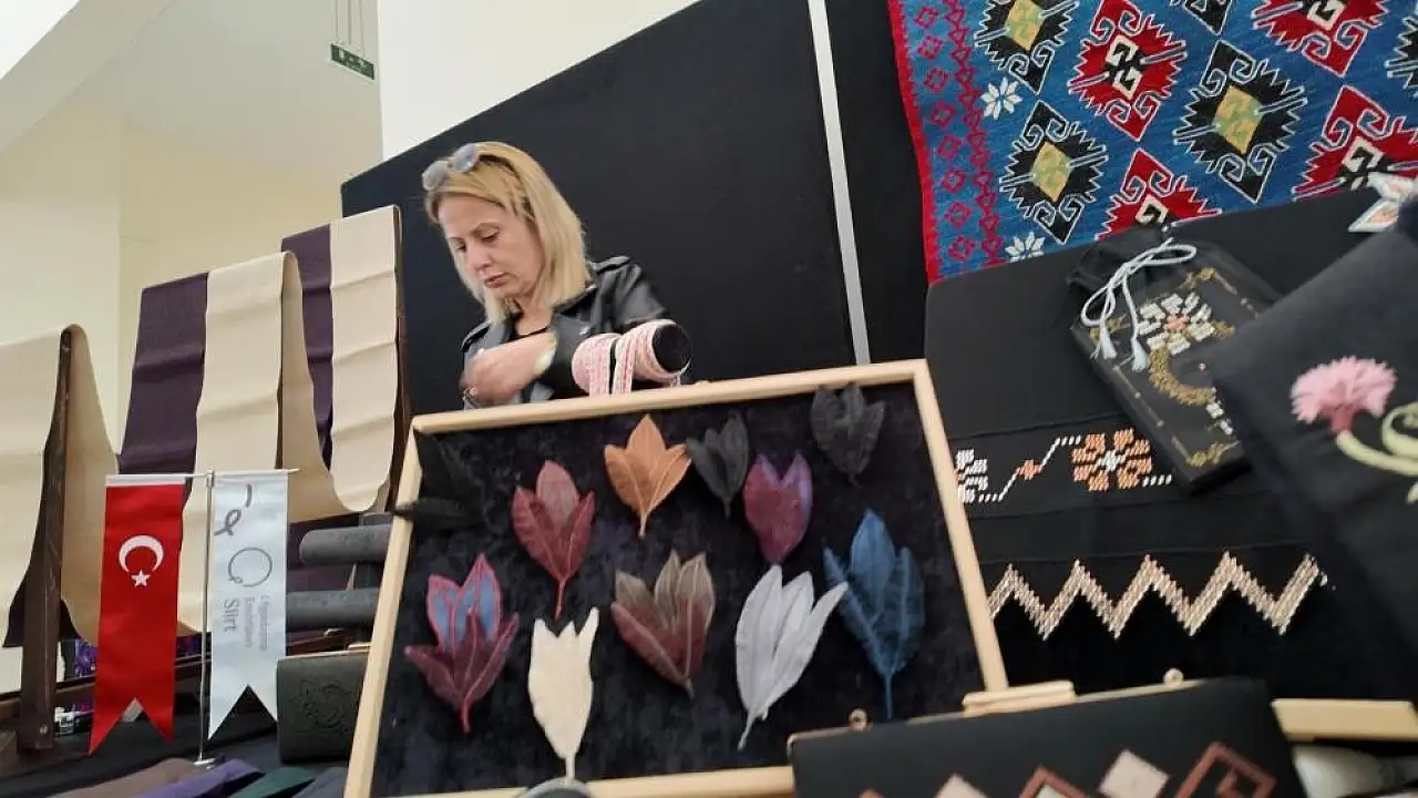 Siirt Olgunlaşma Enstitüsünde Geleneksel Ürünler Modern Yorumlarla Sergilendi