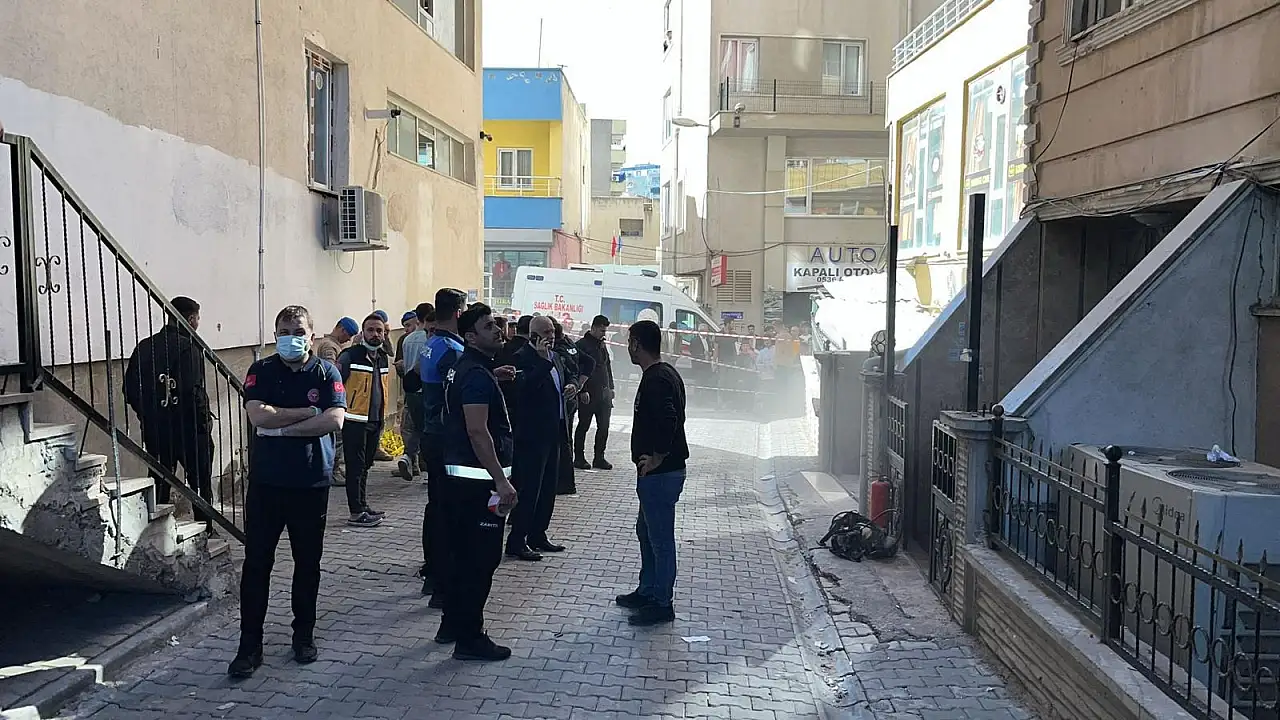 Kurtalan'da 8. Katda Yangın Paniği