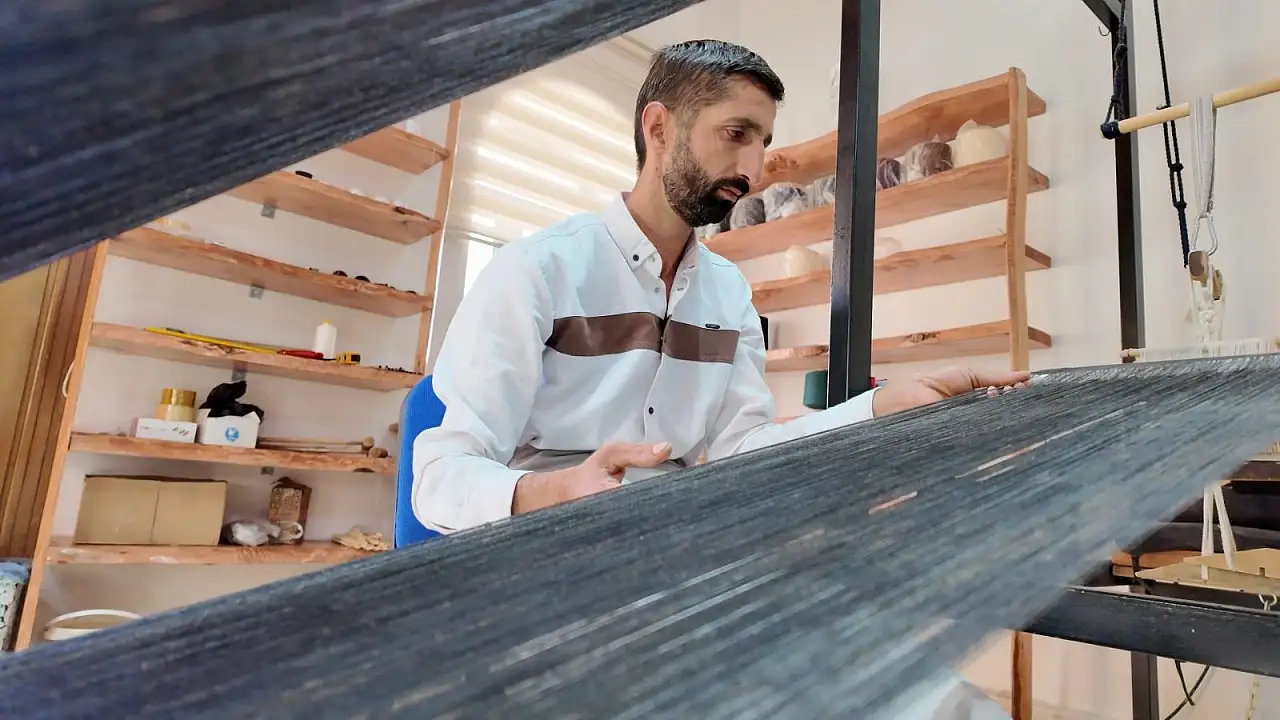 Siirt'te 6 Erkek Usta Tarafından 15 Günde Dokunan Efsane Kumaş, Avrupa Birliği'nin Kapısını Çalmaya Hazır!