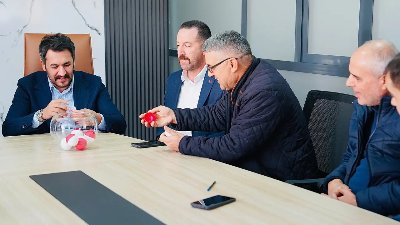 Siirt Futbol Heyecanı Başlıyor! Amatör Küme Fikstür Çekimi Gerçekleştirildi