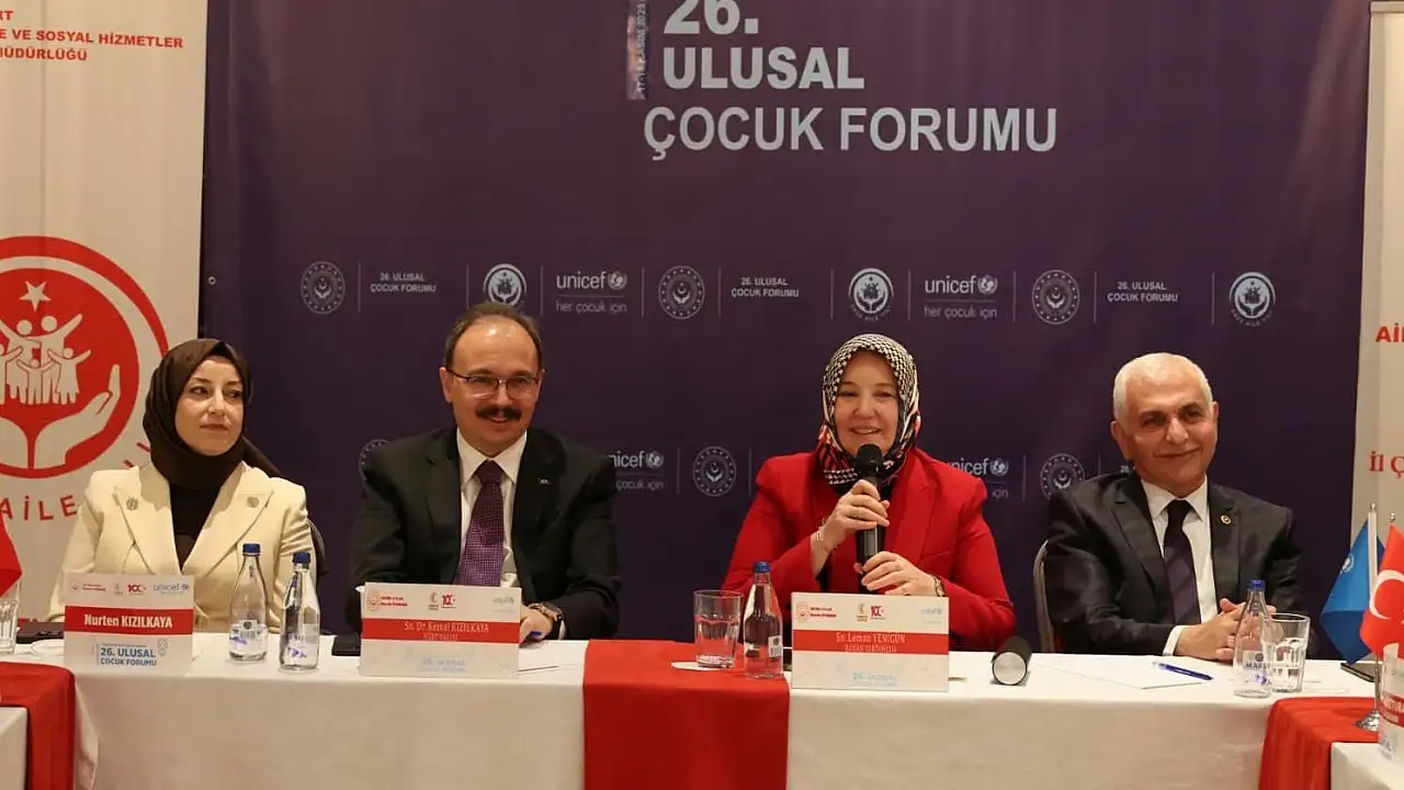 Siirt'te 26. Ulusal Çocuk Forumu Kapsamında Renkli Program: Bakan Yardımcısı Yenigün ve Protokol Çocuklarla Bir Araya Geldi