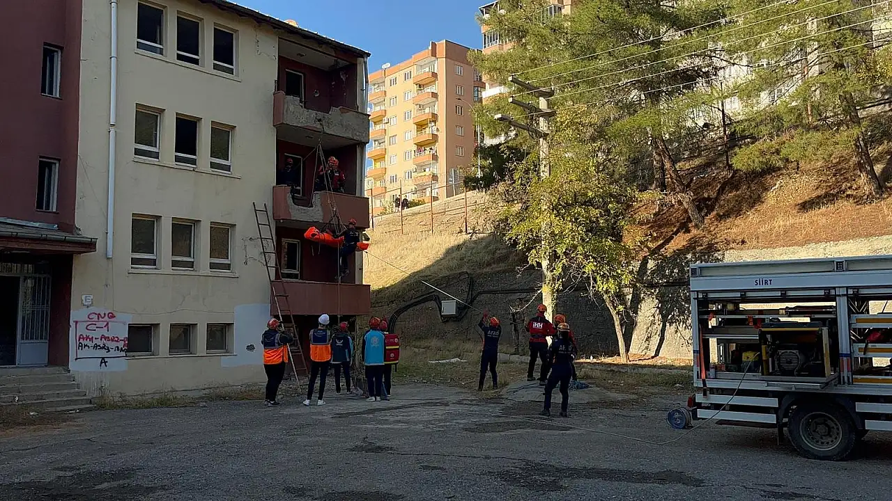 Siirt'te 14 kurumun katıldığı en kapsamlı afet tatbikatı yapıldı