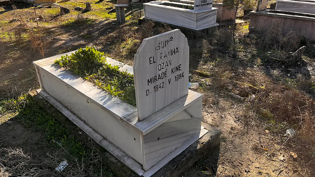 Siirt'te Mezarı Bulunan Kürt Müziğinin Efsanevi İsmi Unutuldu