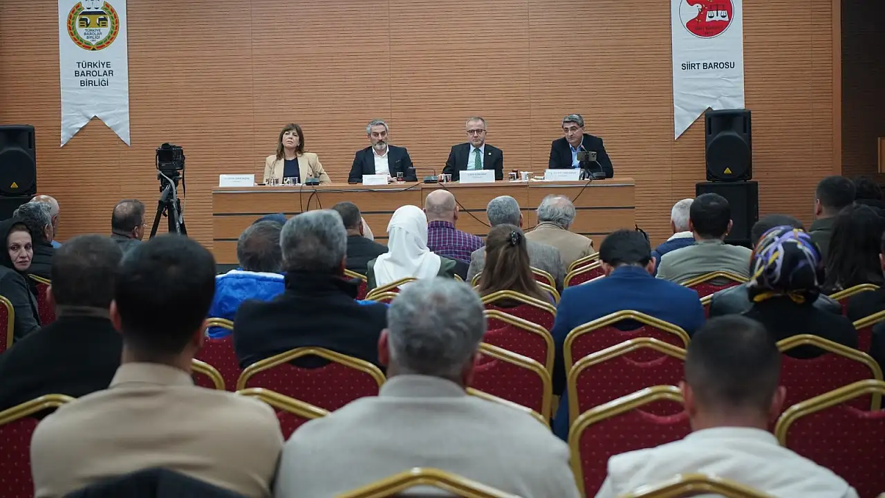 Komisyon Üyeleri Siirt'te: Barışın Dünü ve Bugünü Masaya Yatırıldı