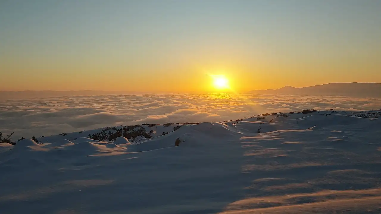 Siirt Botan Vadisi Ilısu Barajı havzasında sis denizi oluştu